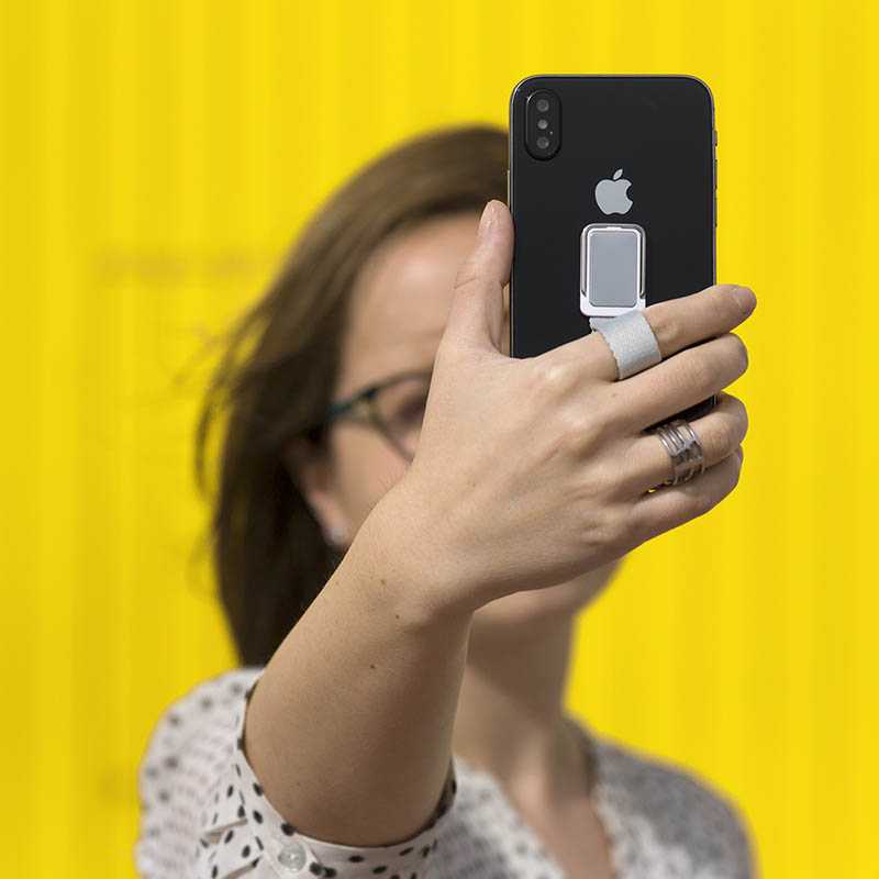 Stojan na mobilní telefon > šedá