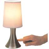 Lampa > stříbrná / bílá