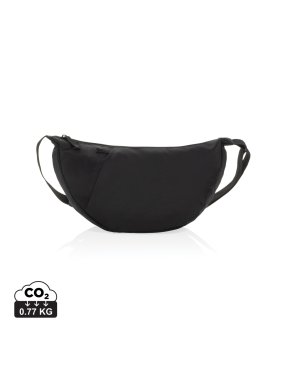 Crossbody Crescent XL z RPET AWARE™  ve tvaru půlměsíce > černá