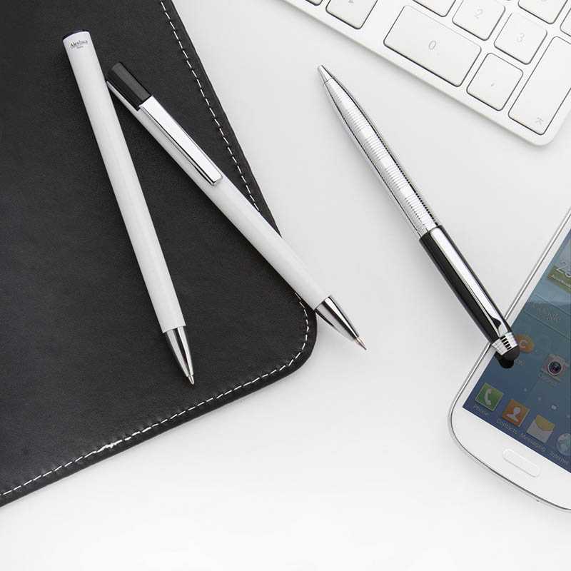 Dotykové kuličkové pero ( Yago ) > černá