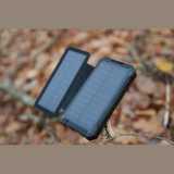 Solární powerbanka 20 000 mAh > černá
